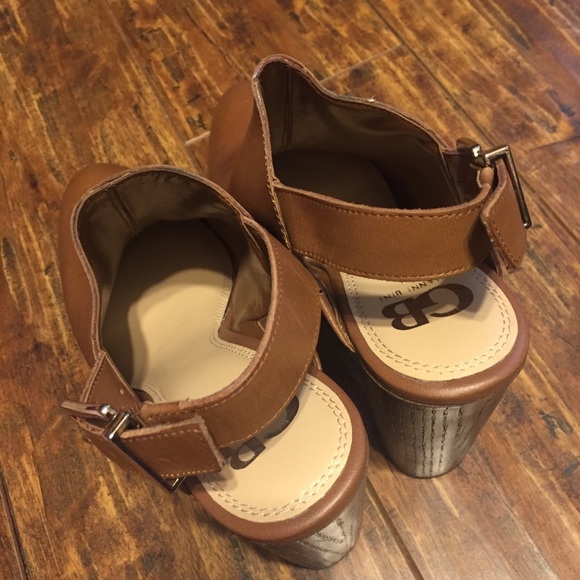 📍SOLD📍Gianni Bini Time-Warp Heels - Picture 7 of 8